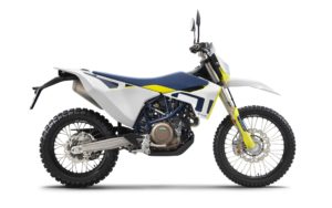 Das Bild zeigt ein Husqvarna Motorrad mit modernem Design und robusten Reifen, ideal für Offroad-Abenteuer.