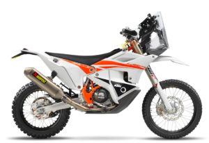KTM Rallye-Motorrad in Weiß und Orange mit hochwertiger Ausstattung und Offroad-Reifen.