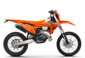 Die KTM Motocross-Maschine in leuchtendem Orange zeigt ein modernes Design und hochwertige Komponenten, ideal für Offroad-Abenteuer.